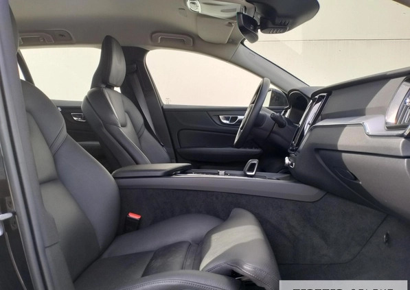Volvo V60 cena 139500 przebieg: 62500, rok produkcji 2021 z Szlichtyngowa małe 172
